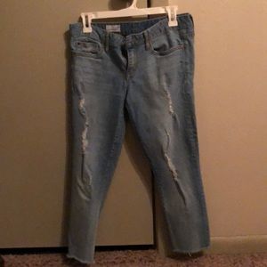 Light washed ripped jeans